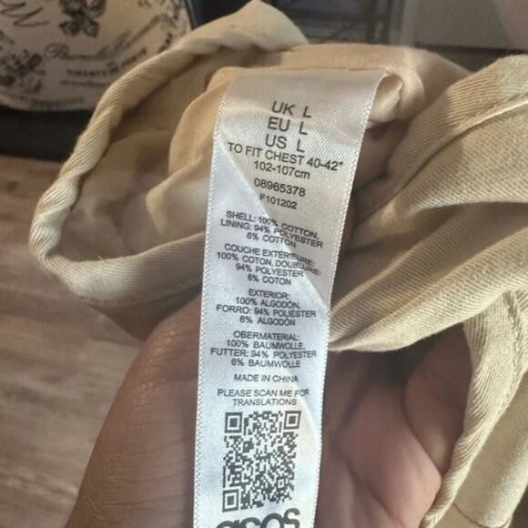 ASOS Outdoor Utility Sleeveless Vest – Cream - Picture 6 of 8